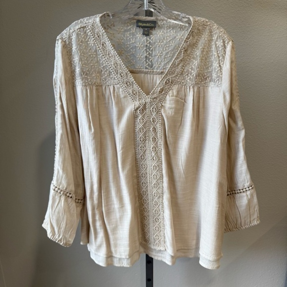 Style & Co. women’s boho tan blouse size medium NWT